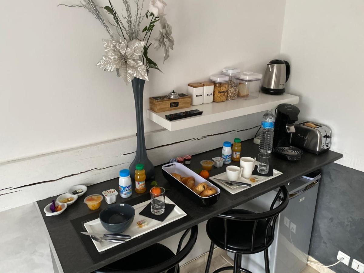 Le Beauvaisis Bed & Breakfast Esches Екстериор снимка