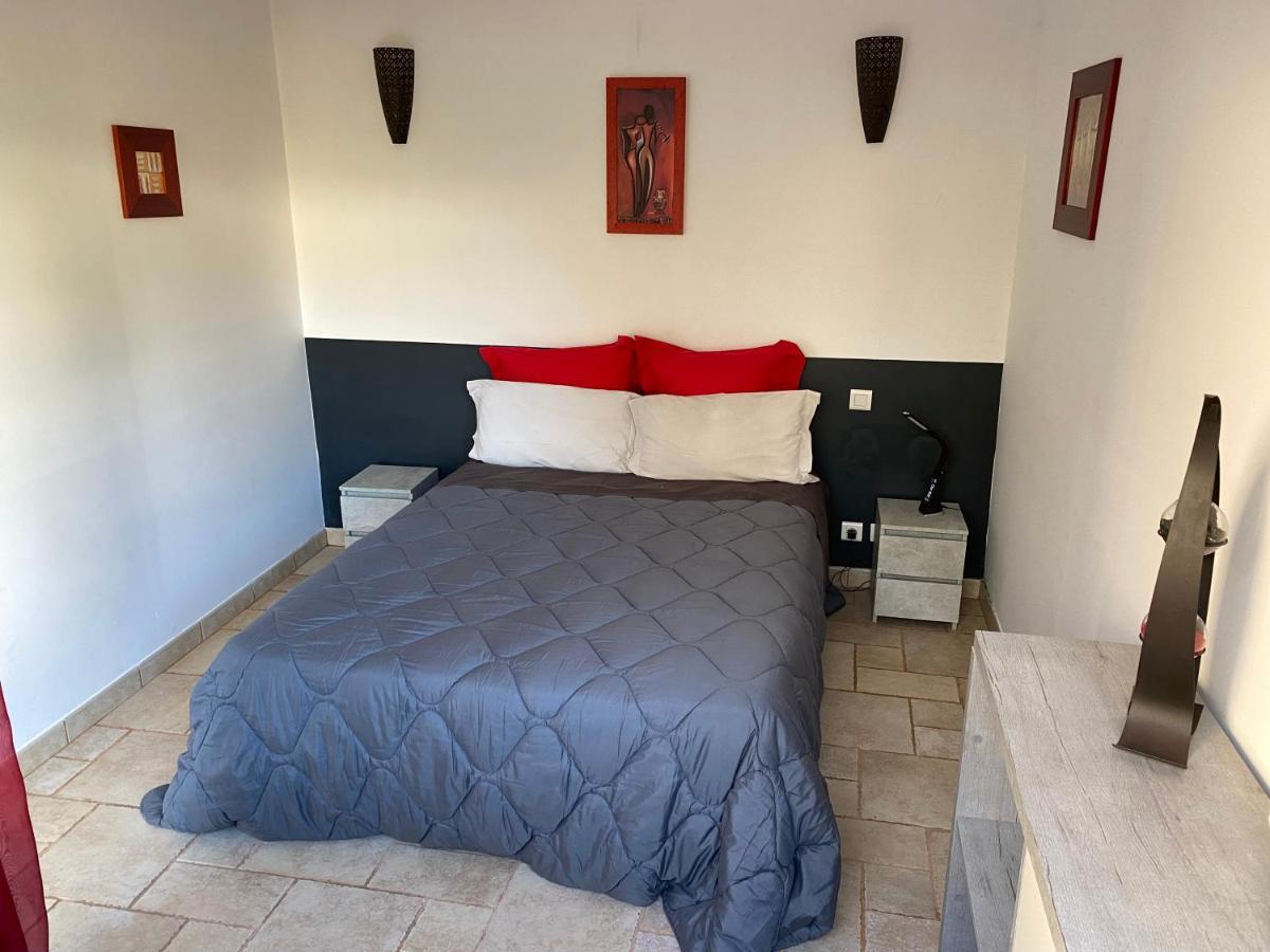 Le Beauvaisis Bed & Breakfast Esches Екстериор снимка