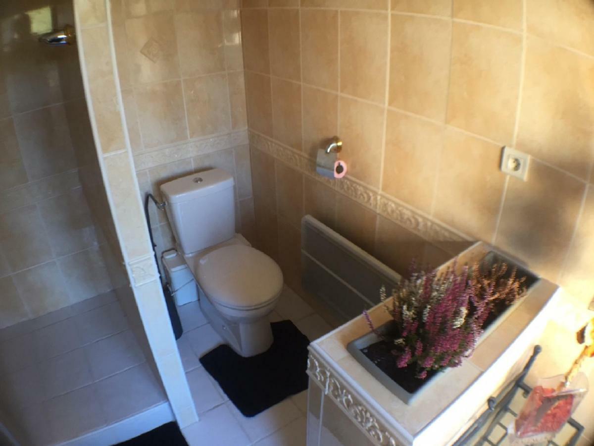 Le Beauvaisis Bed & Breakfast Esches Екстериор снимка